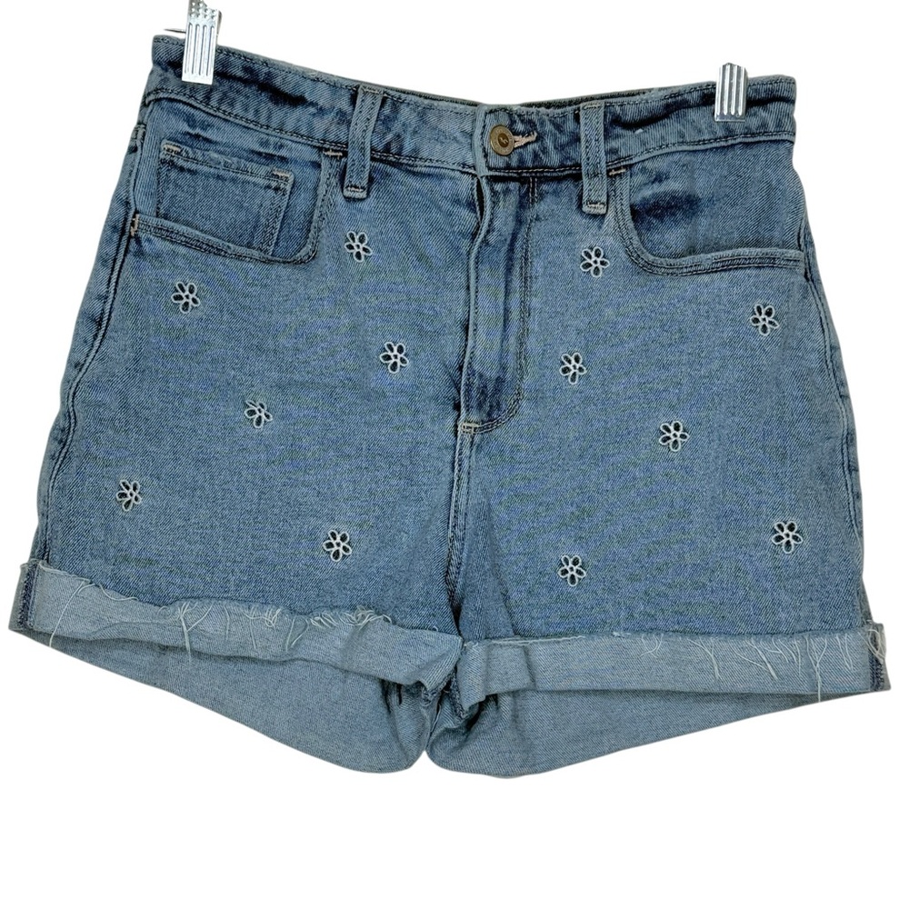 Hollister High Rise Curvy Mom Shorts 6/7 Fairy Embroidered Daisy Cottagecore